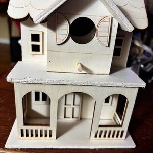 Charming Wooden Birdhouse